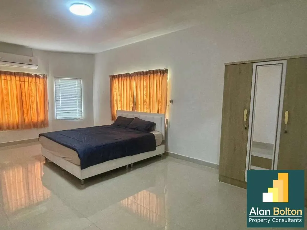 Corner house 2 Bedrooms 2 Bathrooms in East Pattaya photo 4