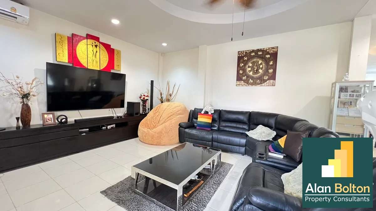 Pool villa 3 Bedrooms 4 Bathrooms in Jomtien photo 12