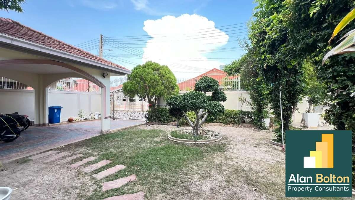 Pool villa 3 Bedrooms 4 Bathrooms in Jomtien photo 15