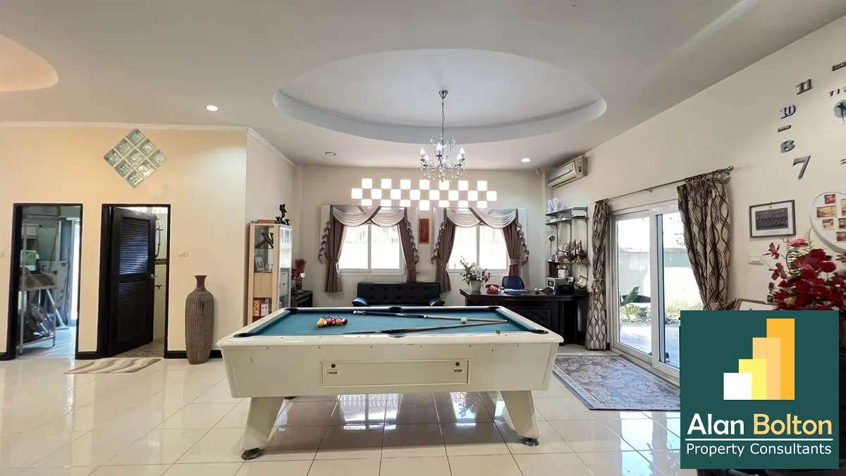 Pool villa 3 Bedrooms 4 Bathrooms in Jomtien photo 11