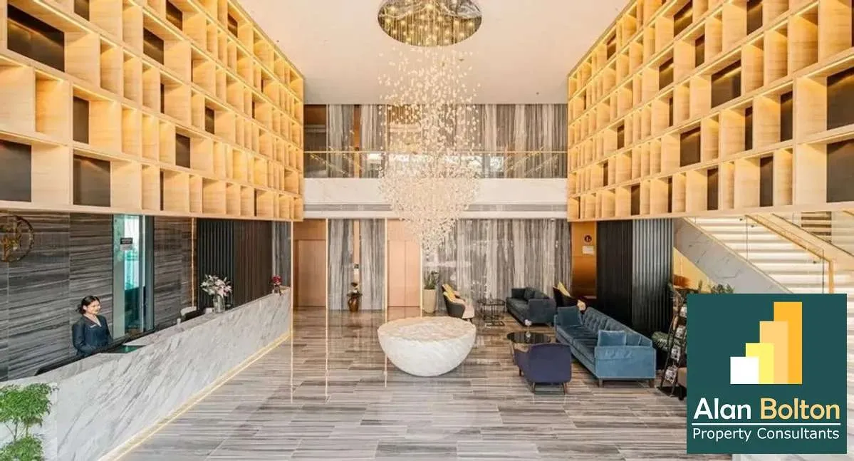 High-floor ocean-view apartment for rent photo 3