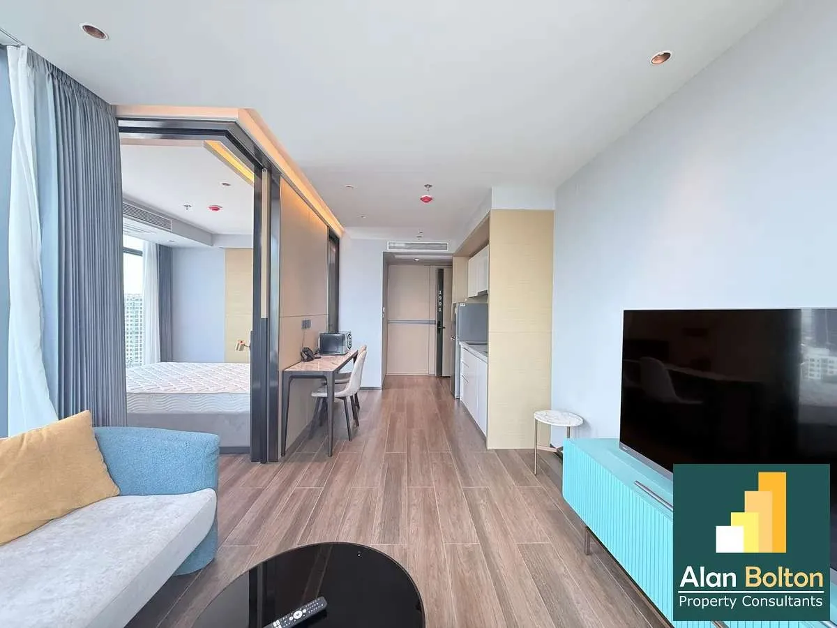 High-floor ocean-view apartment for rent photo 8