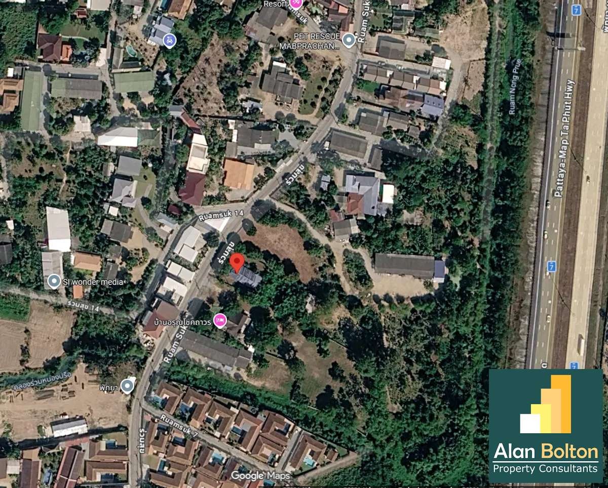 Land With a House for Sale in a Prime Location photo 2