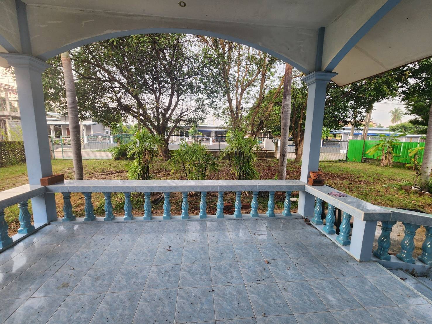 Land With a House for Sale in a Prime Location photo 9