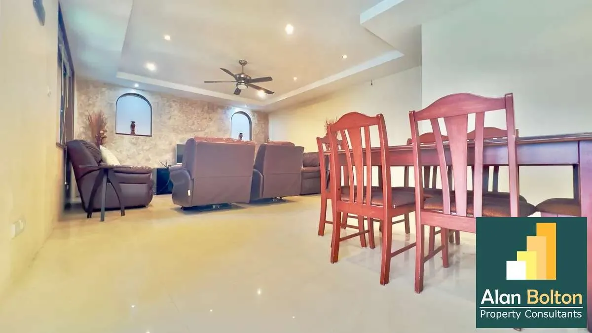 Private Pool Villa Investment property with 3 bedrooms 3 bathrooms in East Pattaya for SALE photo 20