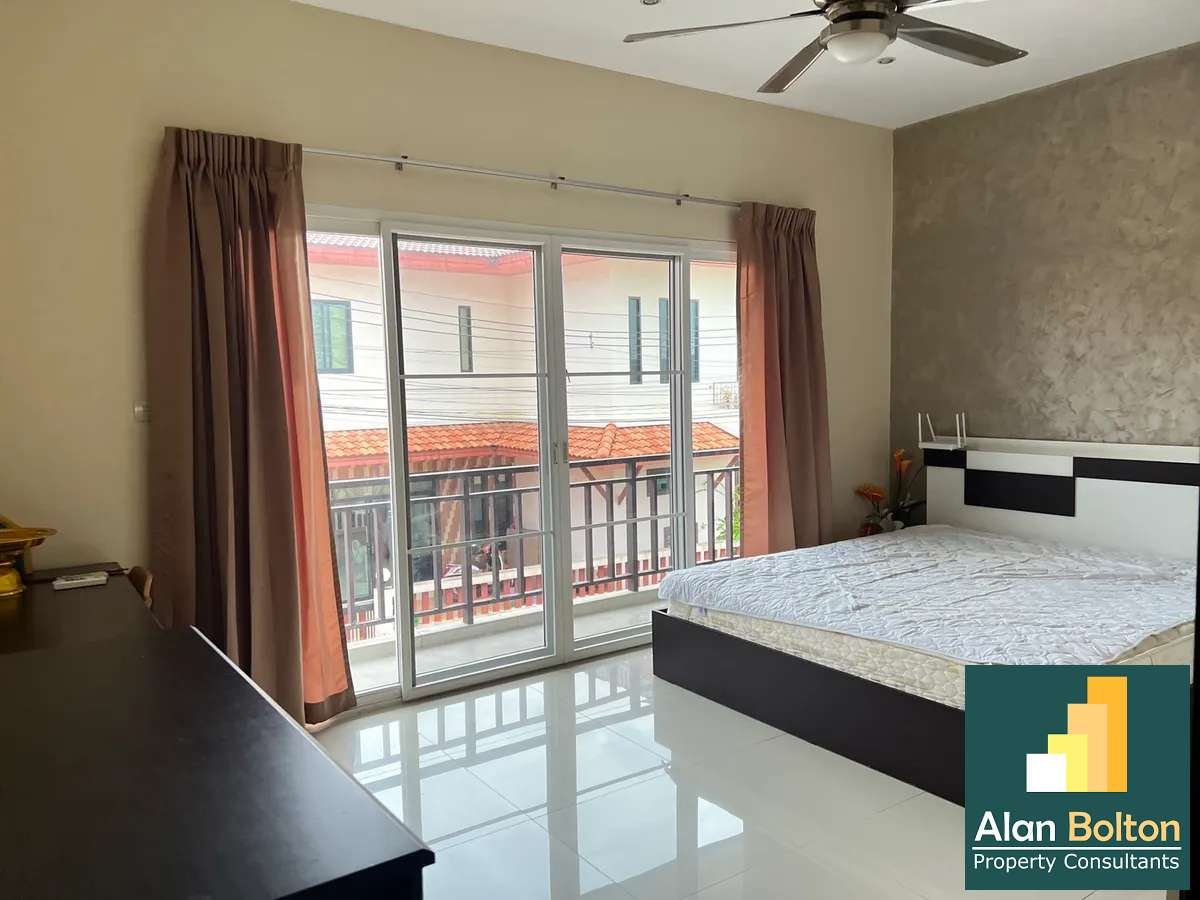 Private Pool Villa Investment property with 3 bedrooms 3 bathrooms in East Pattaya for SALE photo 18