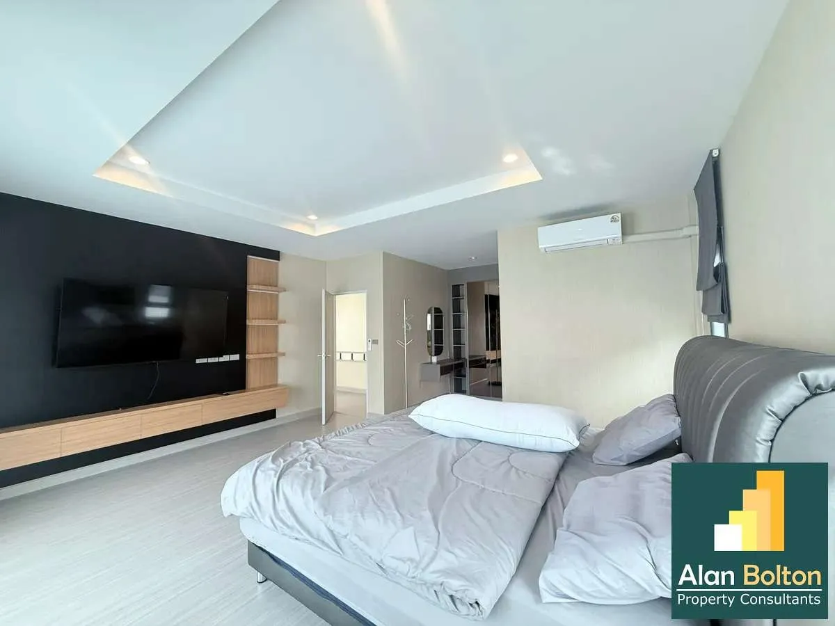 Luxury house for rent photo 4