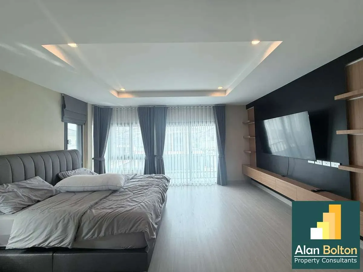 Luxury house for rent photo 6