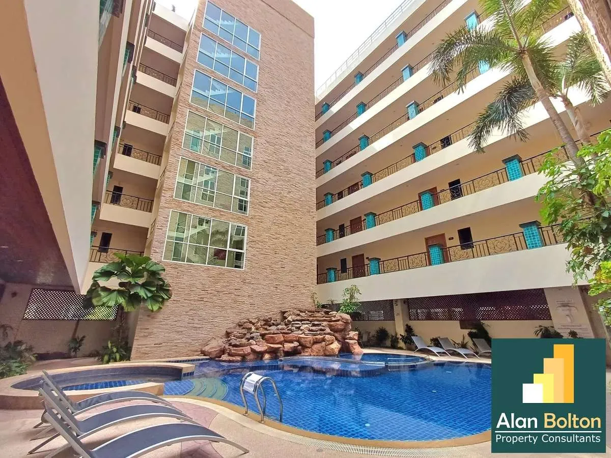 Newly Renovated Brand New 2 beds 2 baths in Nova Atrium for SALE