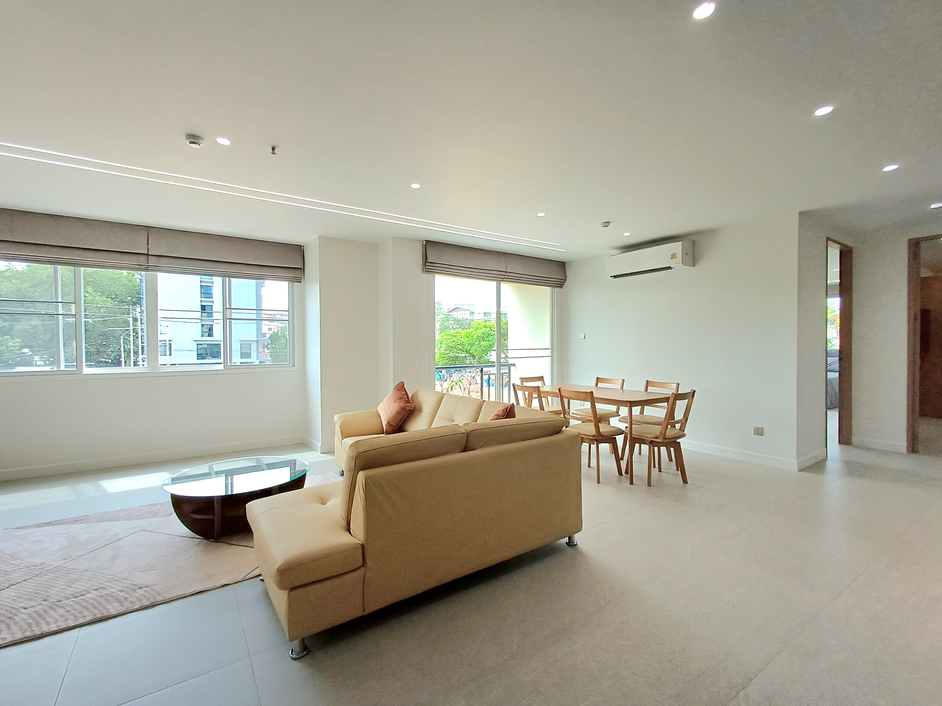 Newly Renovated Brand New 2 beds 2 baths in Nova Atrium for SALE photo 25