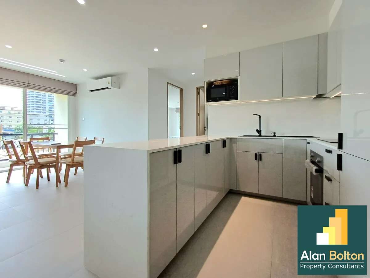 Newly Renovated Brand New 2 beds 2 baths in Nova Atrium for SALE photo 3