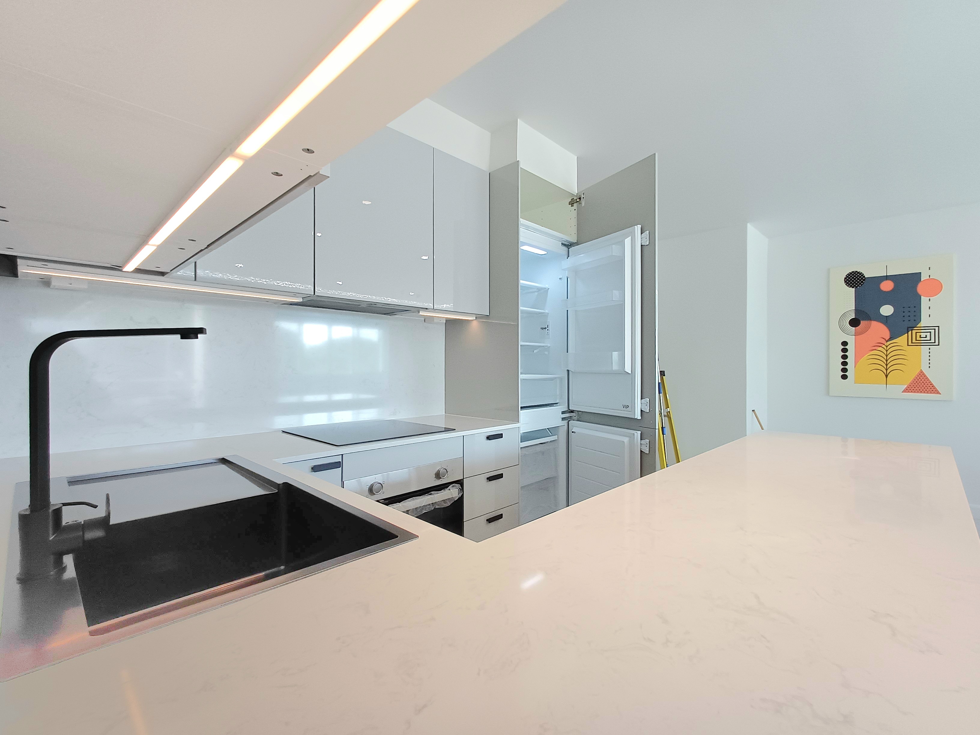 Newly Renovated Brand New 2 beds 2 baths in Nova Atrium for SALE photo 29