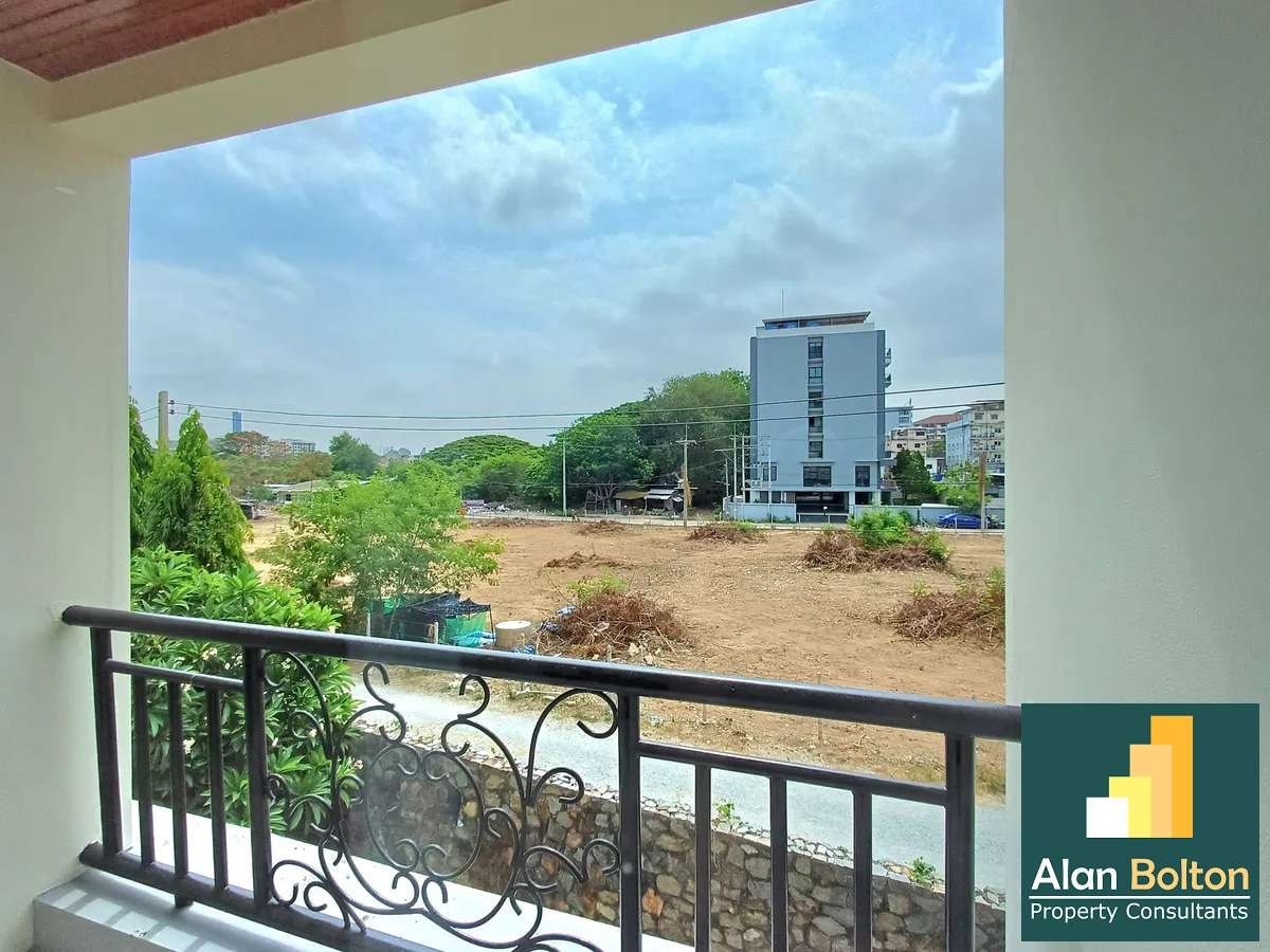 Newly Renovated Brand New 2 beds 2 baths in Nova Atrium for SALE photo 21