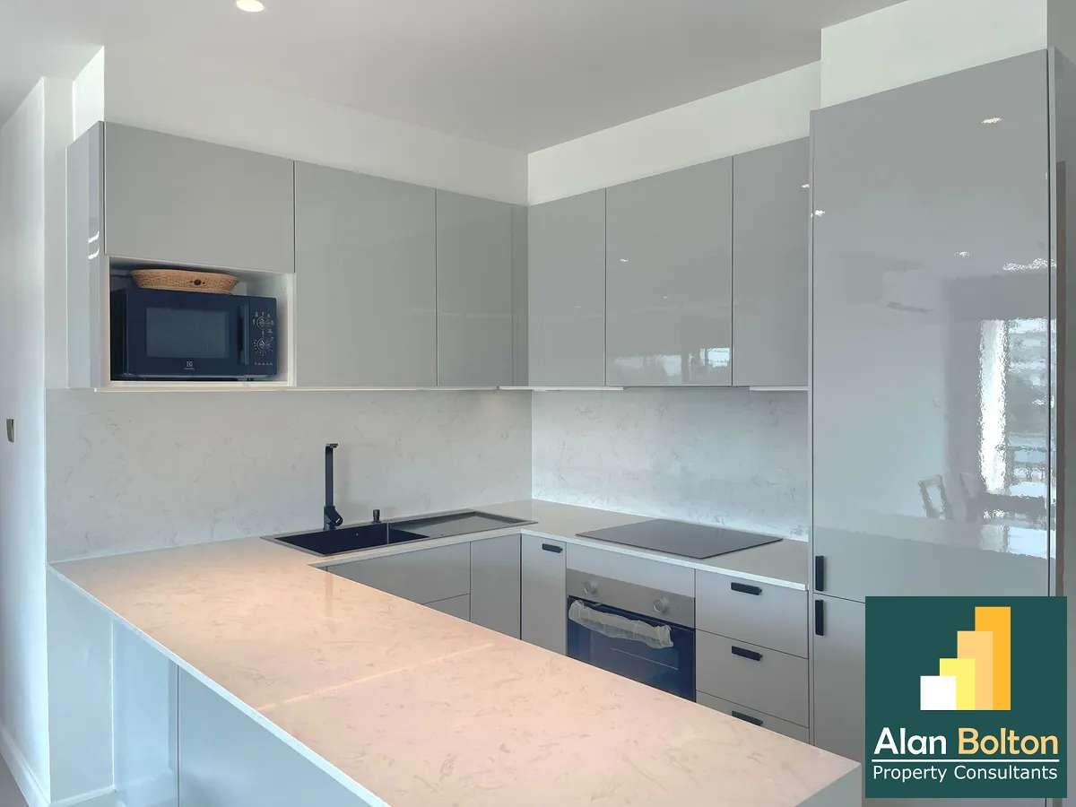Newly Renovated Brand New 2 beds 2 baths in Nova Atrium for SALE photo 6