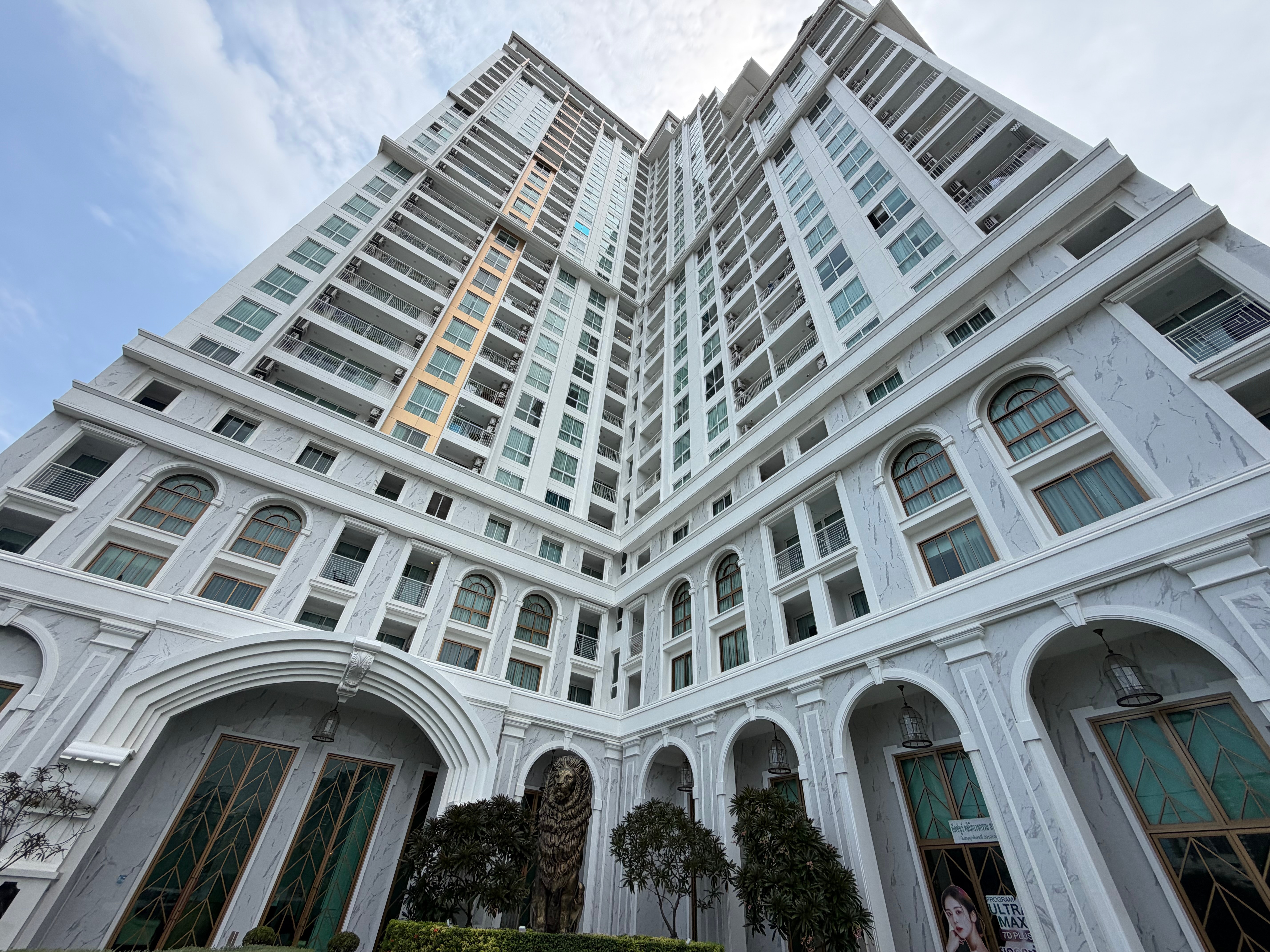 One Bedroom Condo For sale in Jomtien photo 20