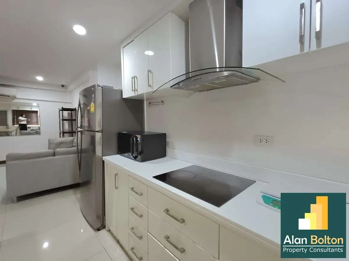 Townhouse with the large office 2 beds 1 bath in Central Pattaya for RENT photo 7