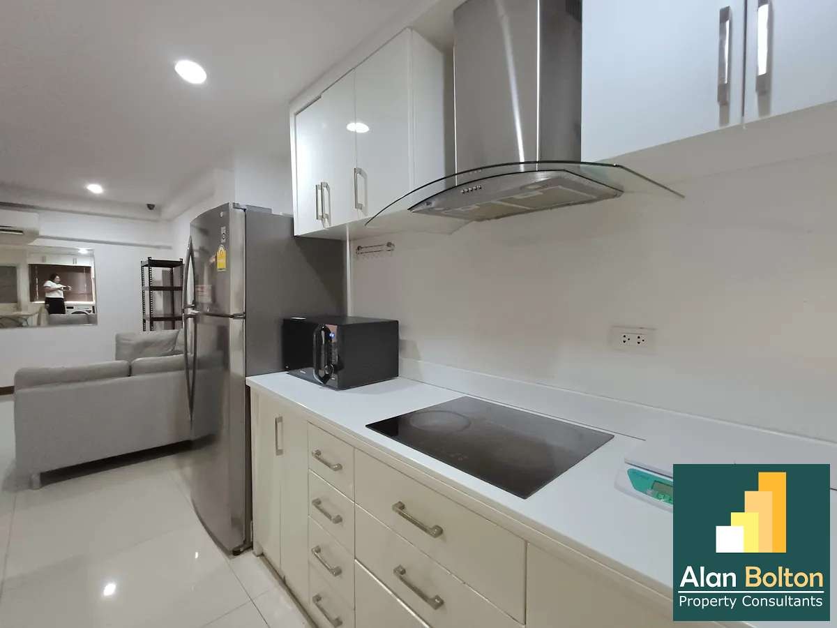 Townhouse with the large office 2 beds 1 bath in Central Pattaya for RENT photo 7
