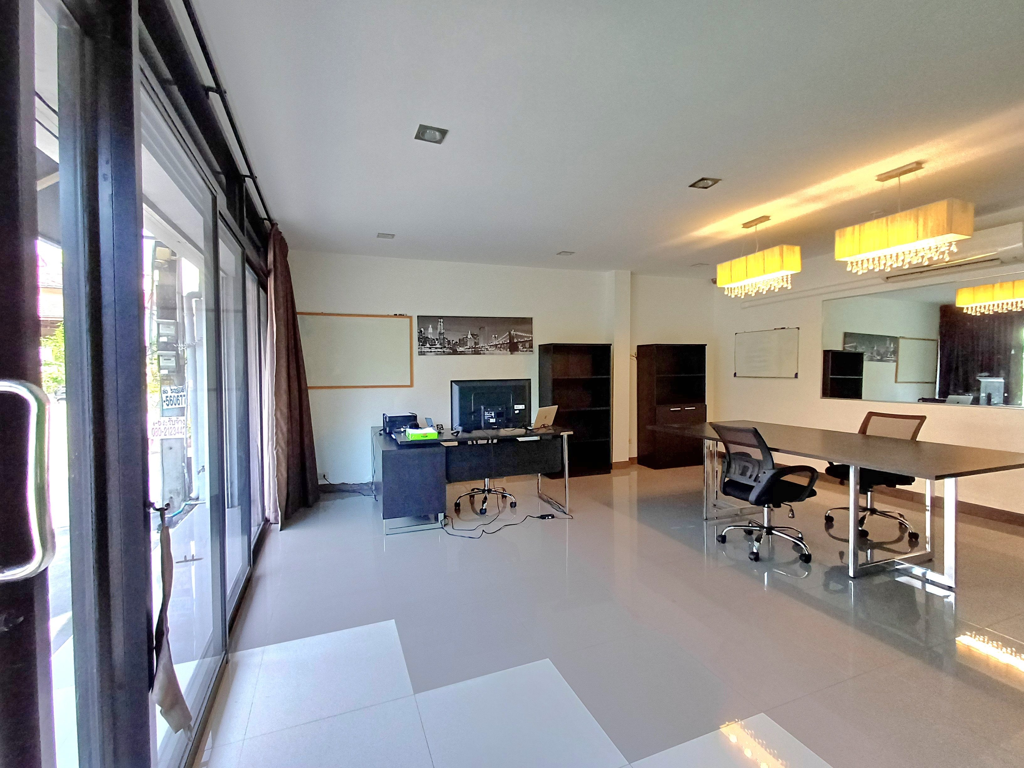 Townhouse with the large office 2 beds 1 bath in Central Pattaya for RENT photo 22