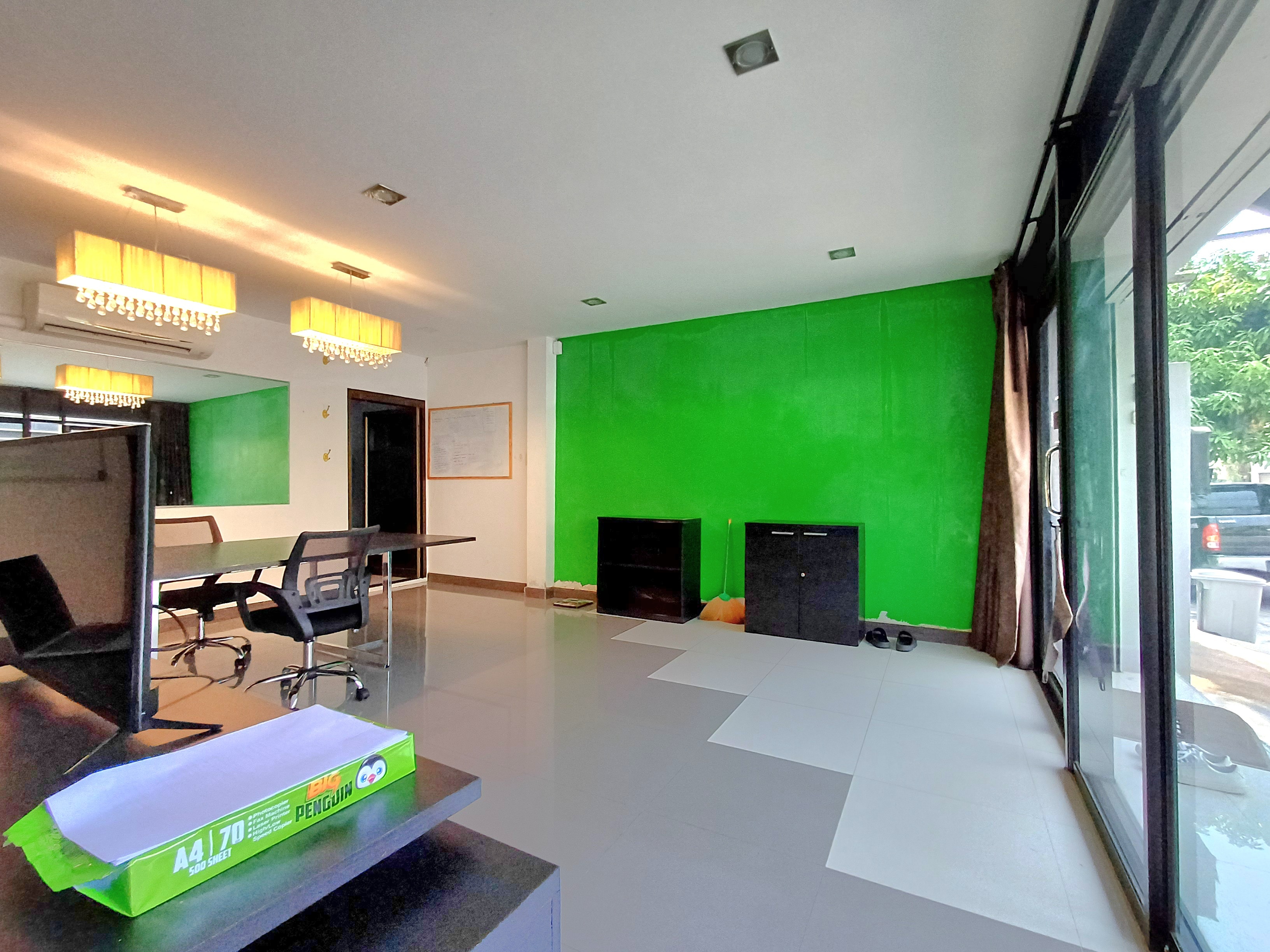 Townhouse with the large office 2 beds 1 bath in Central Pattaya for RENT photo 23