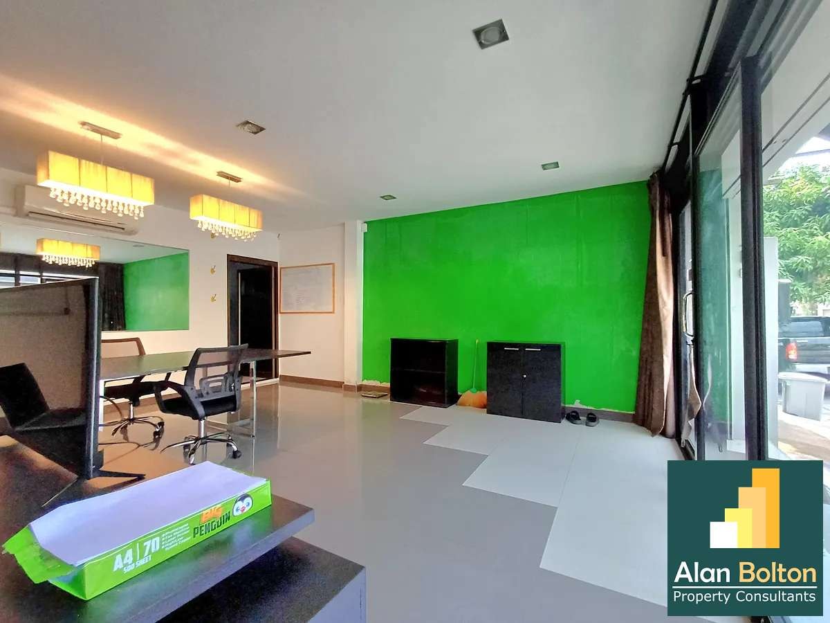 Townhouse with the large office 2 beds 1 bath in Central Pattaya for RENT photo 19
