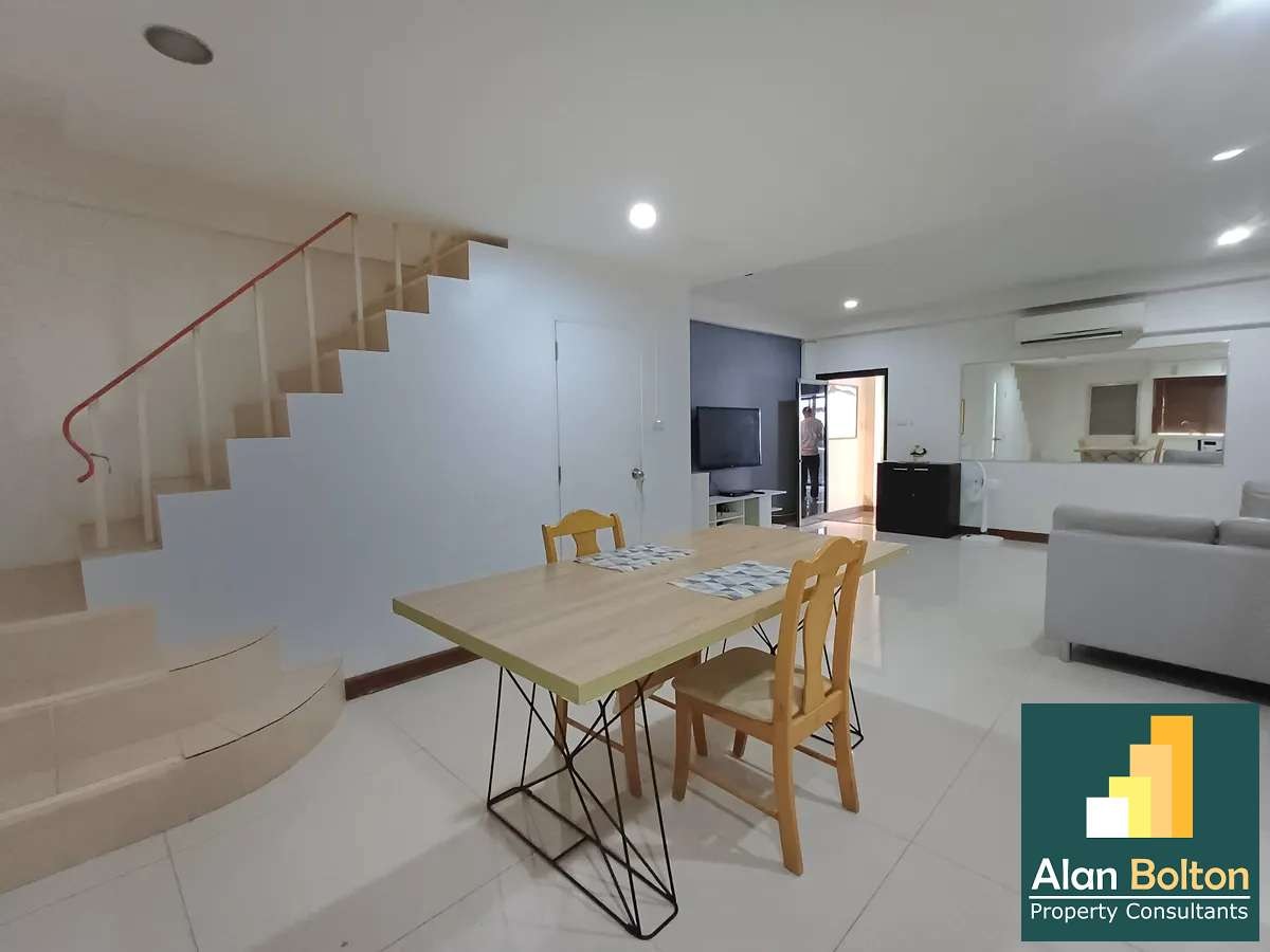 Townhouse with the large office 2 beds 1 bath in Central Pattaya for RENT photo 21