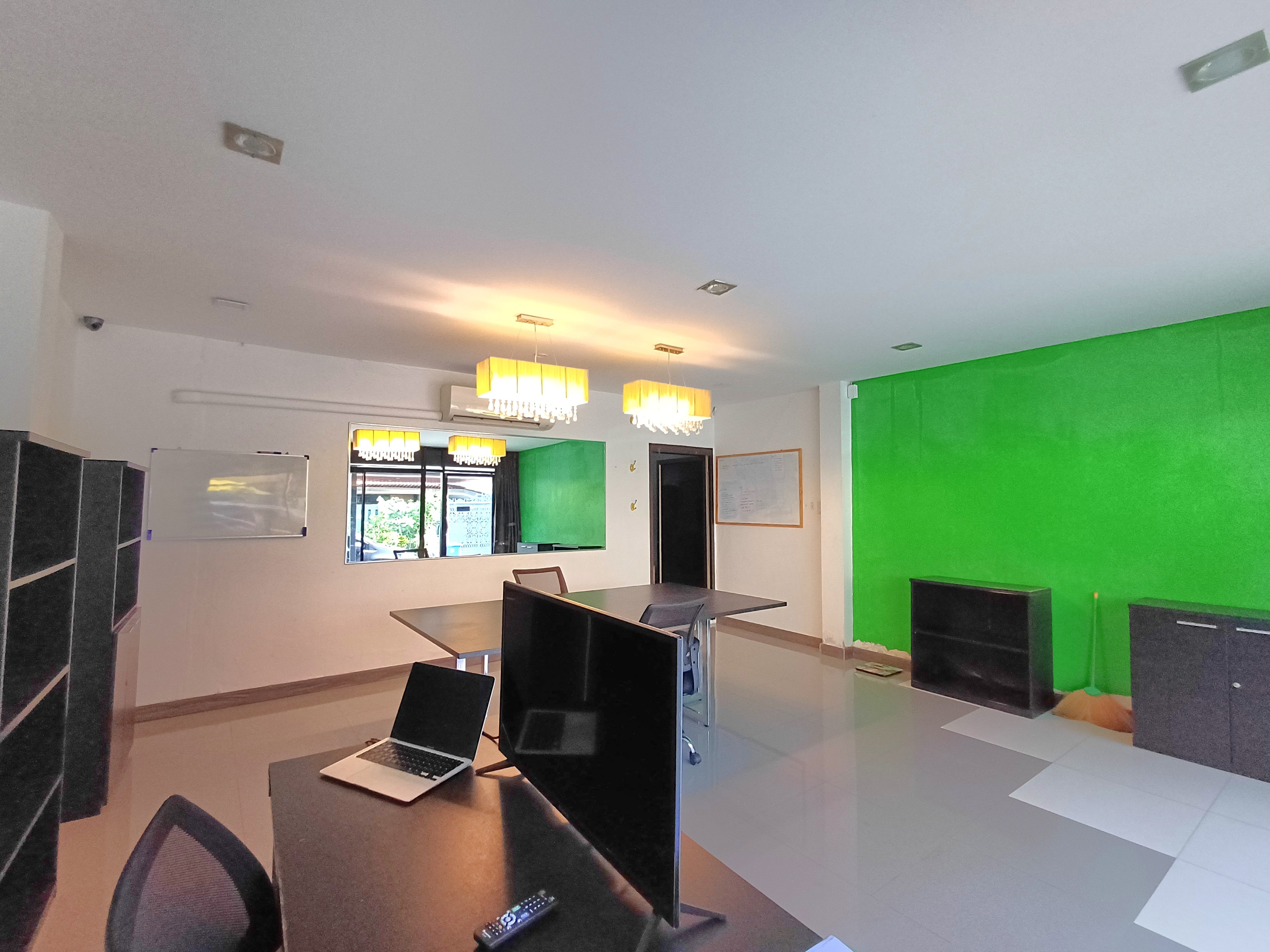 Townhouse with the large office 2 beds 1 bath in Central Pattaya for RENT photo 24