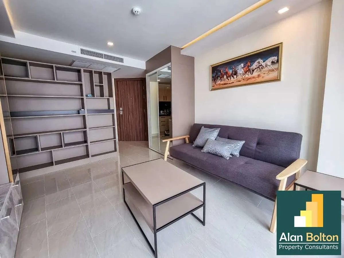 Grand Avenue 1 Bedroom For Rent photo 2
