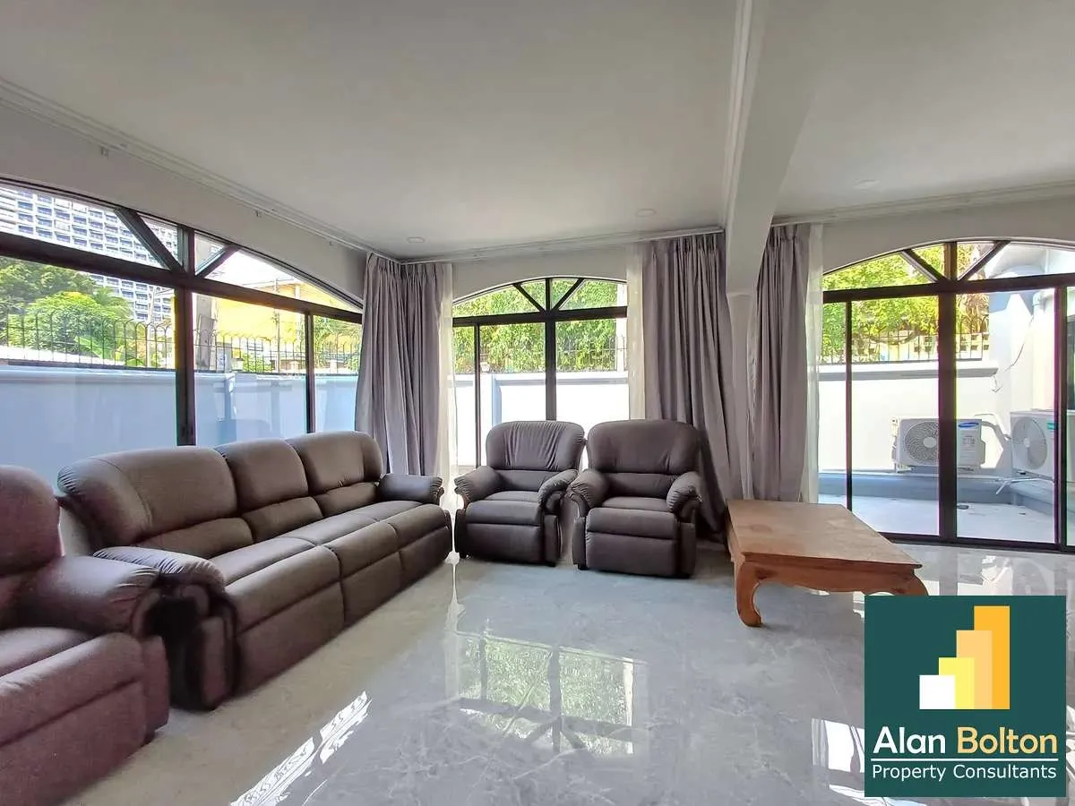 Newly Renovated Pool Villa 7 beds 8 baths near Jomtien Beach for SALE/RENT photo 25