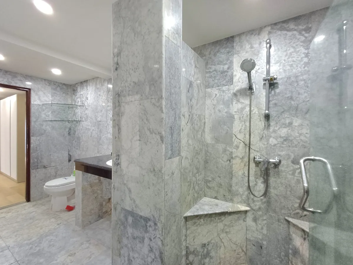 Newly Renovated Pool Villa 7 beds 8 baths near Jomtien Beach for SALE/RENT photo 31
