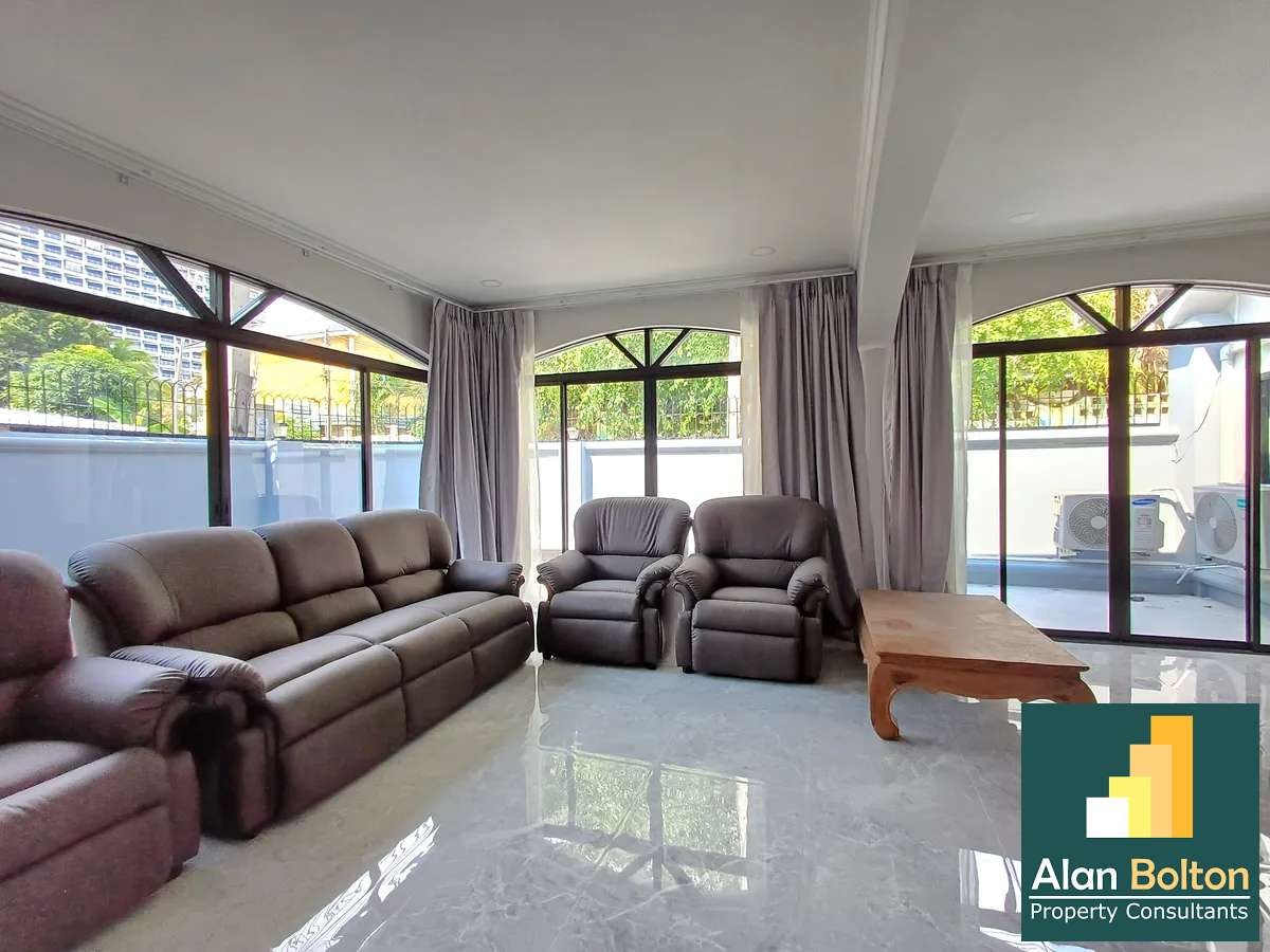 Newly Renovated Pool Villa 7 beds 8 baths near Jomtien Beach for SALE/RENT photo 25