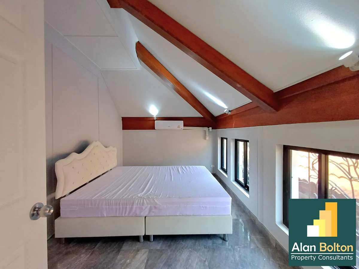 Newly Renovated Pool Villa 7 beds 8 baths near Jomtien Beach for SALE/RENT photo 6