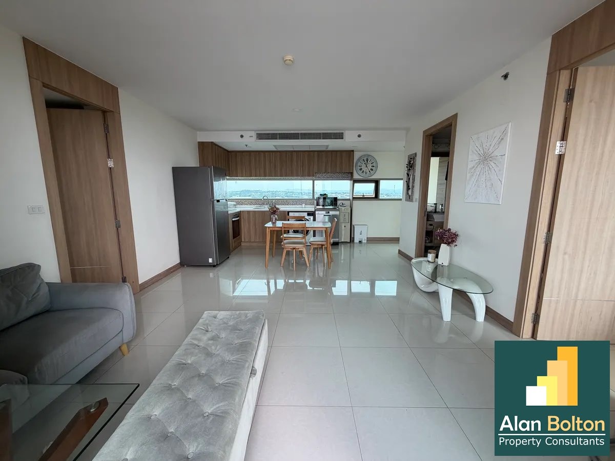 Ocean and Mountain view Condo For Sale and Rent in Jomtien photo 3