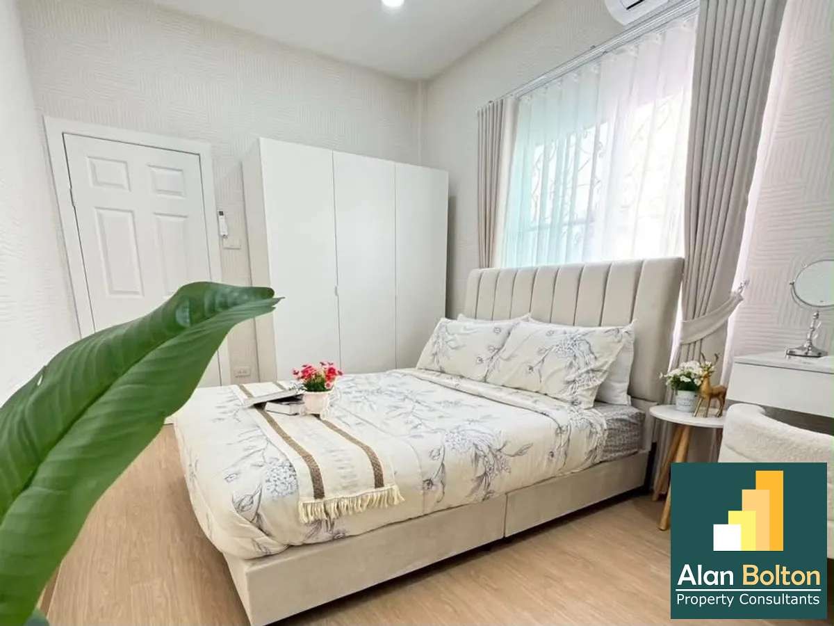 2 Bedrooms 2 Bathrooms in East Pattaya photo 12