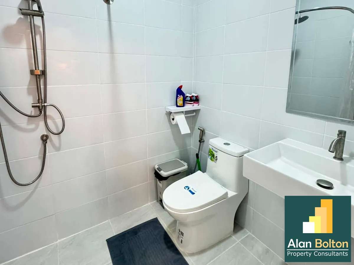2 Bedrooms 2 Bathrooms in East Pattaya photo 4