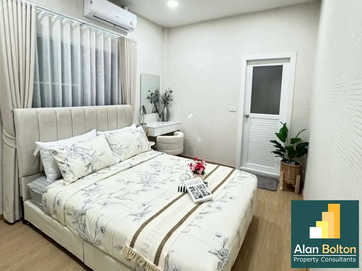 2 Bedrooms 2 Bathrooms in East Pattaya photo 5