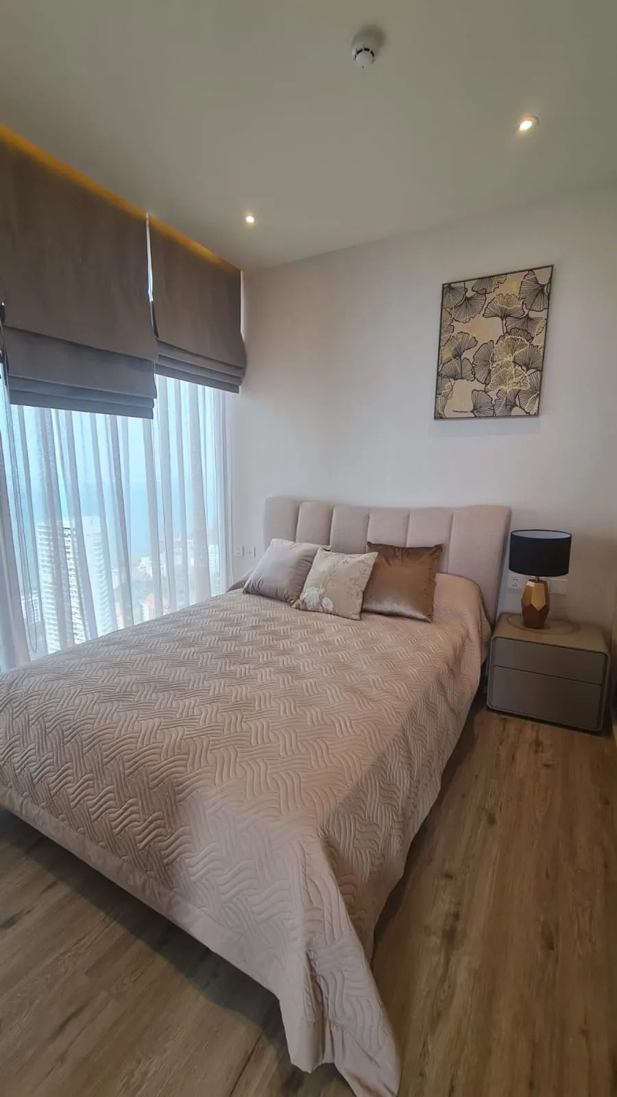 Beachfront Ocean View 2 Bed 2 Bath Ultra Luxury Condo For Sale In Wongamat photo 33