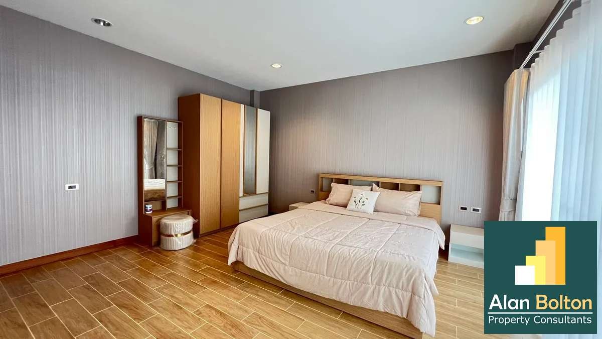 Pool villa 3 Bedrooms 4 Bathrooms in Huay yai photo 12