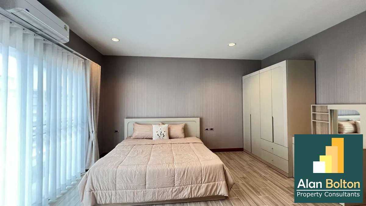 Pool villa 3 Bedrooms 4 Bathrooms in Huay yai photo 13
