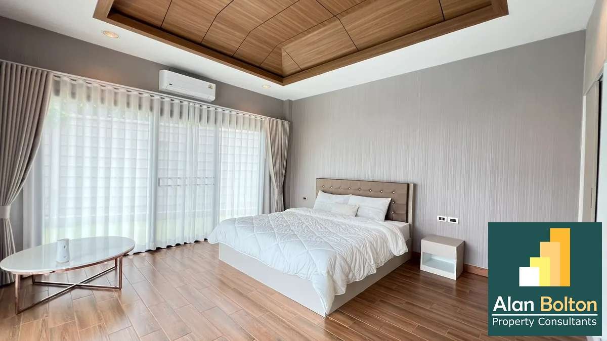 Pool villa 3 Bedrooms 4 Bathrooms in Huay yai photo 14