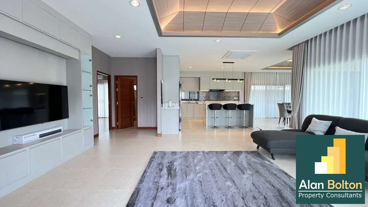 Pool villa 3 Bedrooms 4 Bathrooms in Huay yai photo 9