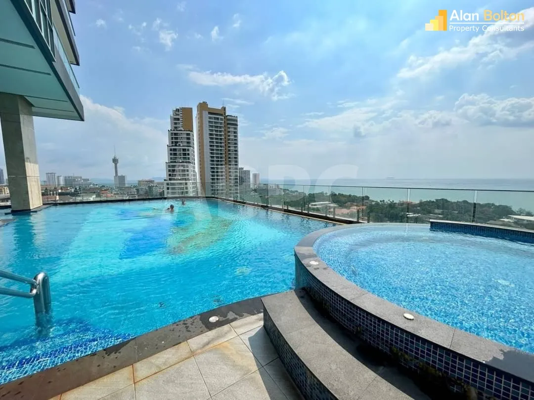 2 Bed 2 Bath Condo In Pratumnak