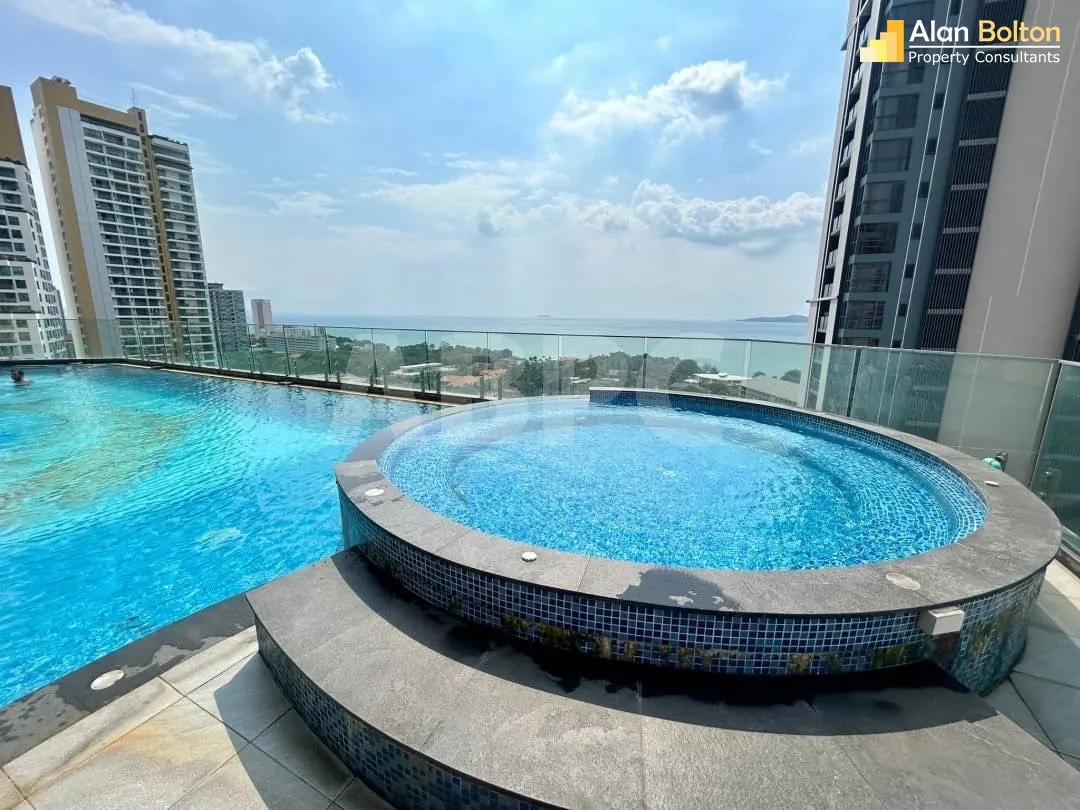 2 Bed 2 Bath Condo In Pratumnak photo 2