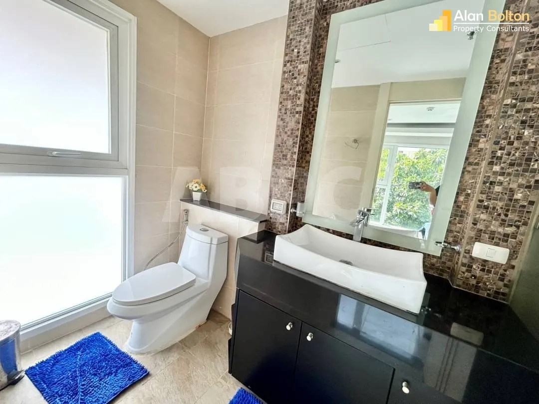 2 Bed 2 Bath Condo In Pratumnak photo 11