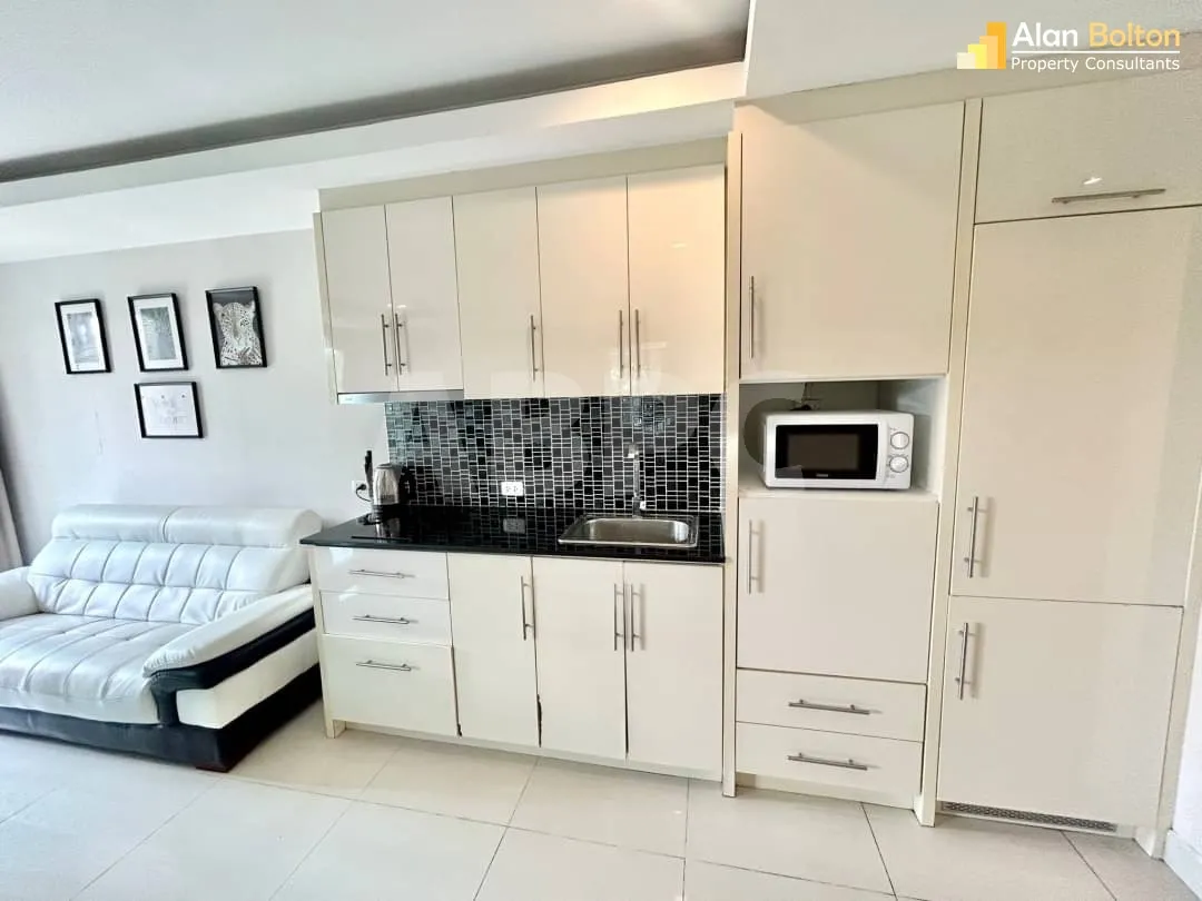2 Bed 2 Bath Condo In Pratumnak photo 15