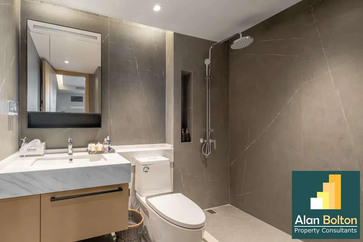 Elevated Living in the Heart of Pratumnak – Chic 1-Bedroom photo 9
