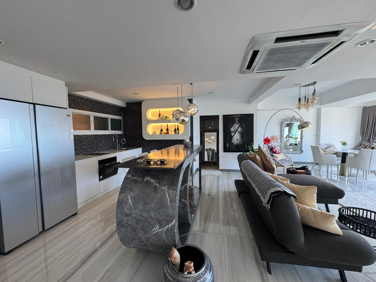 Large Fully Renovated Ocean View 1 Bed 1 Bath Luxury Condo In Na Jomtien photo 26