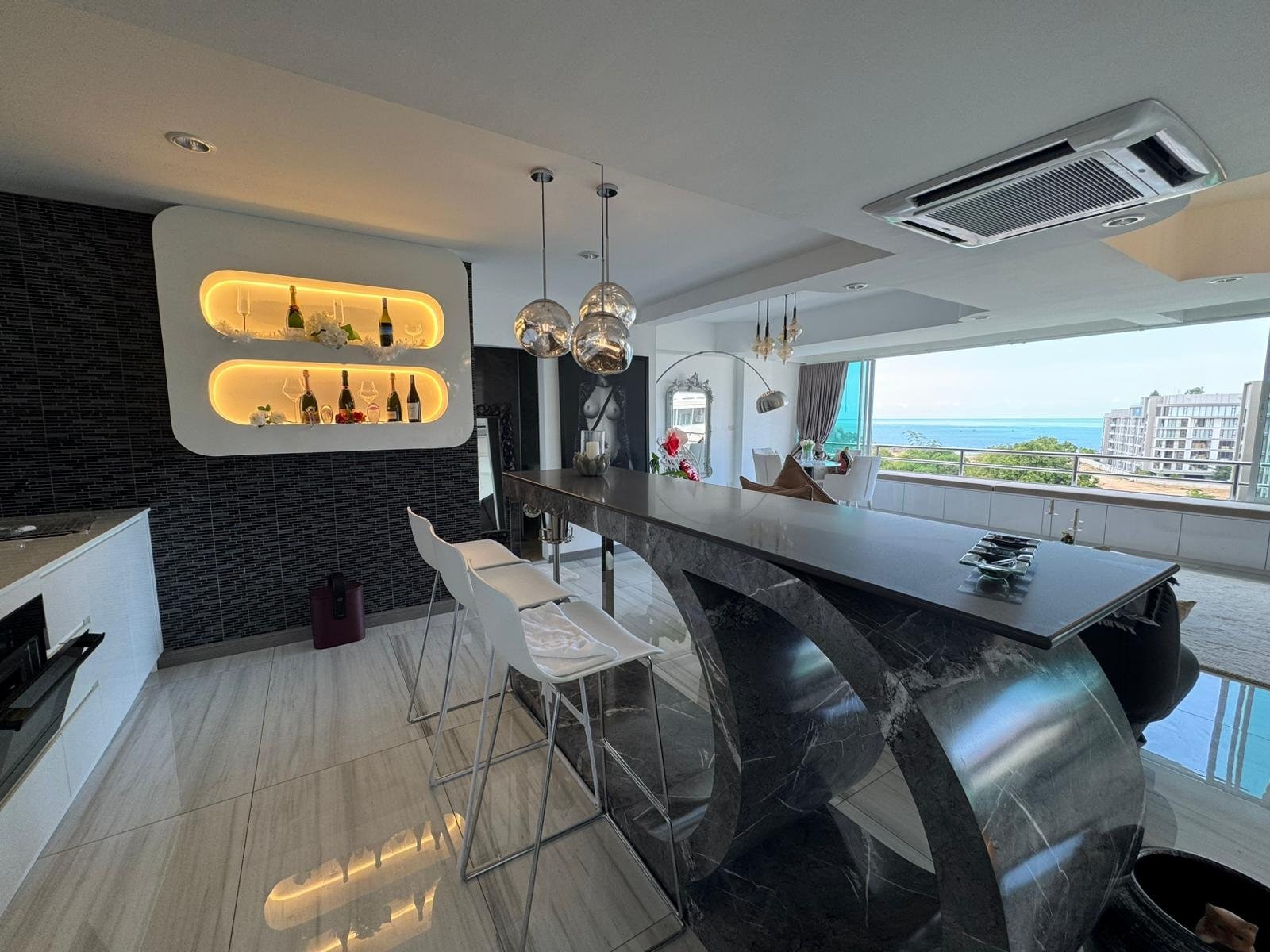 Large Fully Renovated Ocean View 1 Bed 1 Bath Luxury Condo In Na Jomtien photo 27