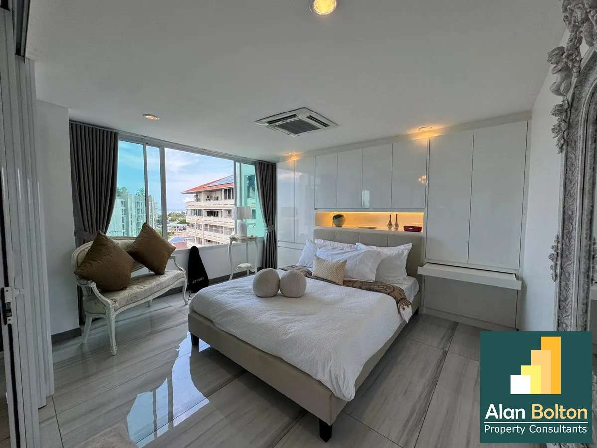 Large Fully Renovated Ocean View 1 Bed 1 Bath Luxury Condo In Na Jomtien photo 4
