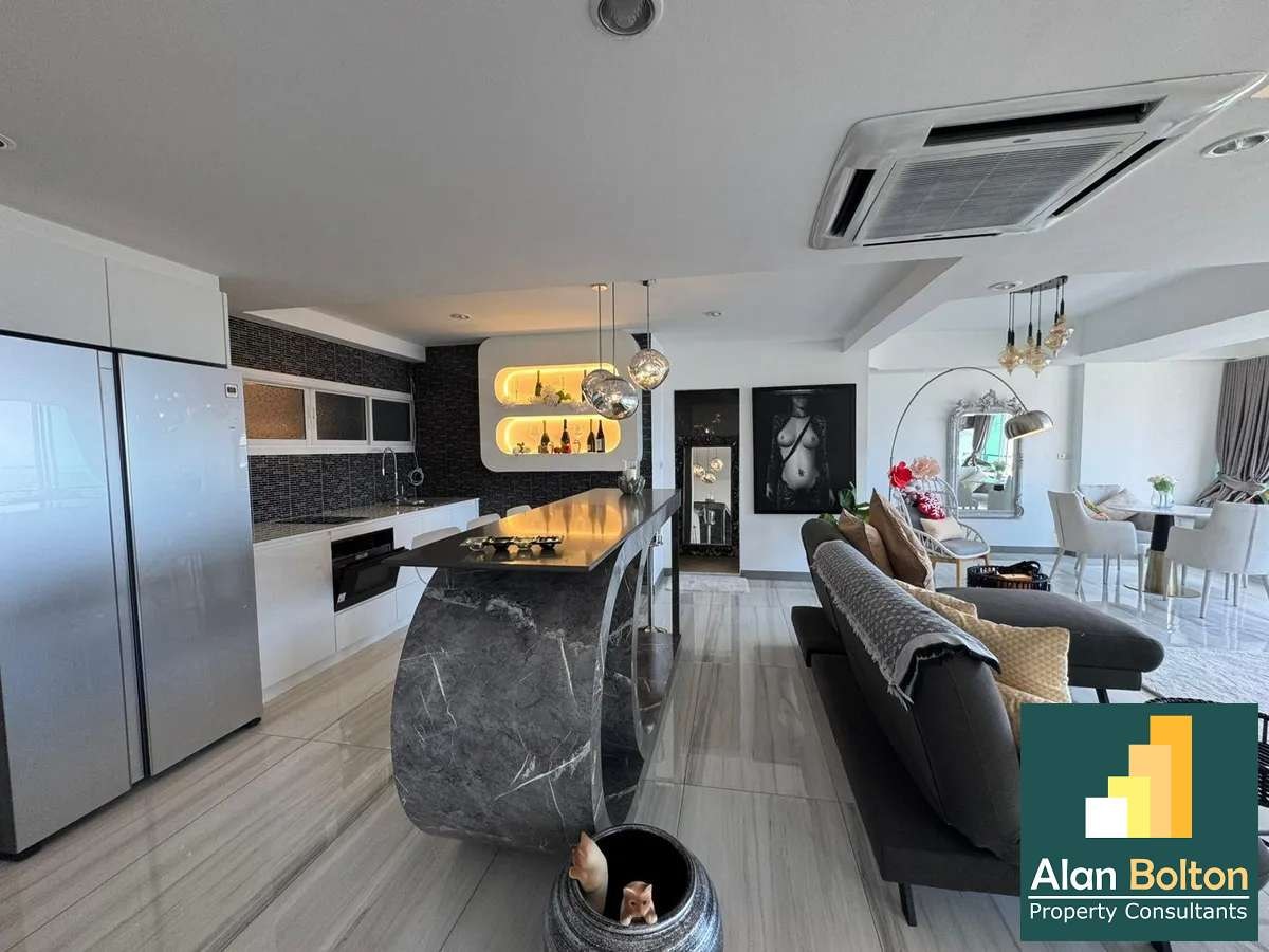 Large Fully Renovated Ocean View 1 Bed 1 Bath Luxury Condo In Na Jomtien photo 6