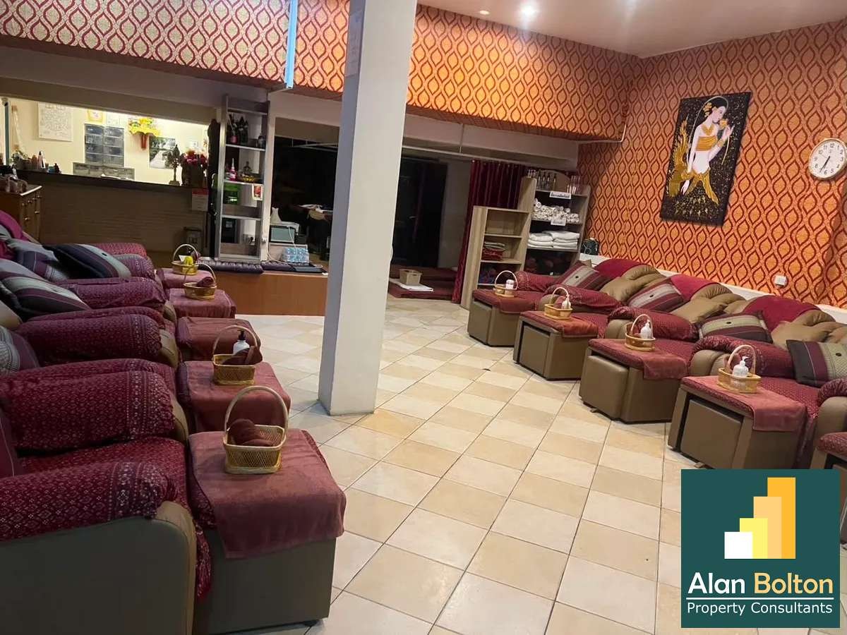 Business For Sale Massage and 6 Bedrooms In Soi 13/1